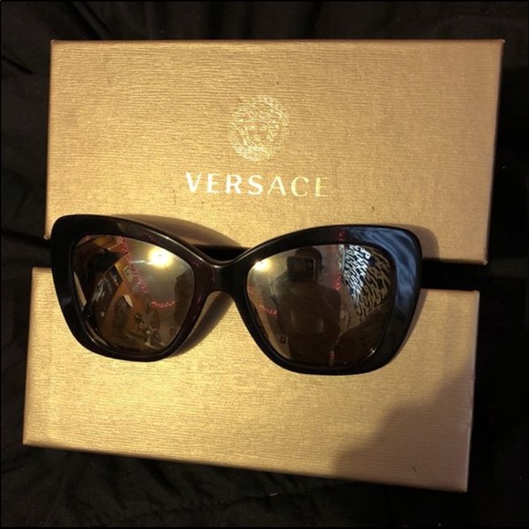 Versace mirrored sunglasses - Picture 1 of 7
